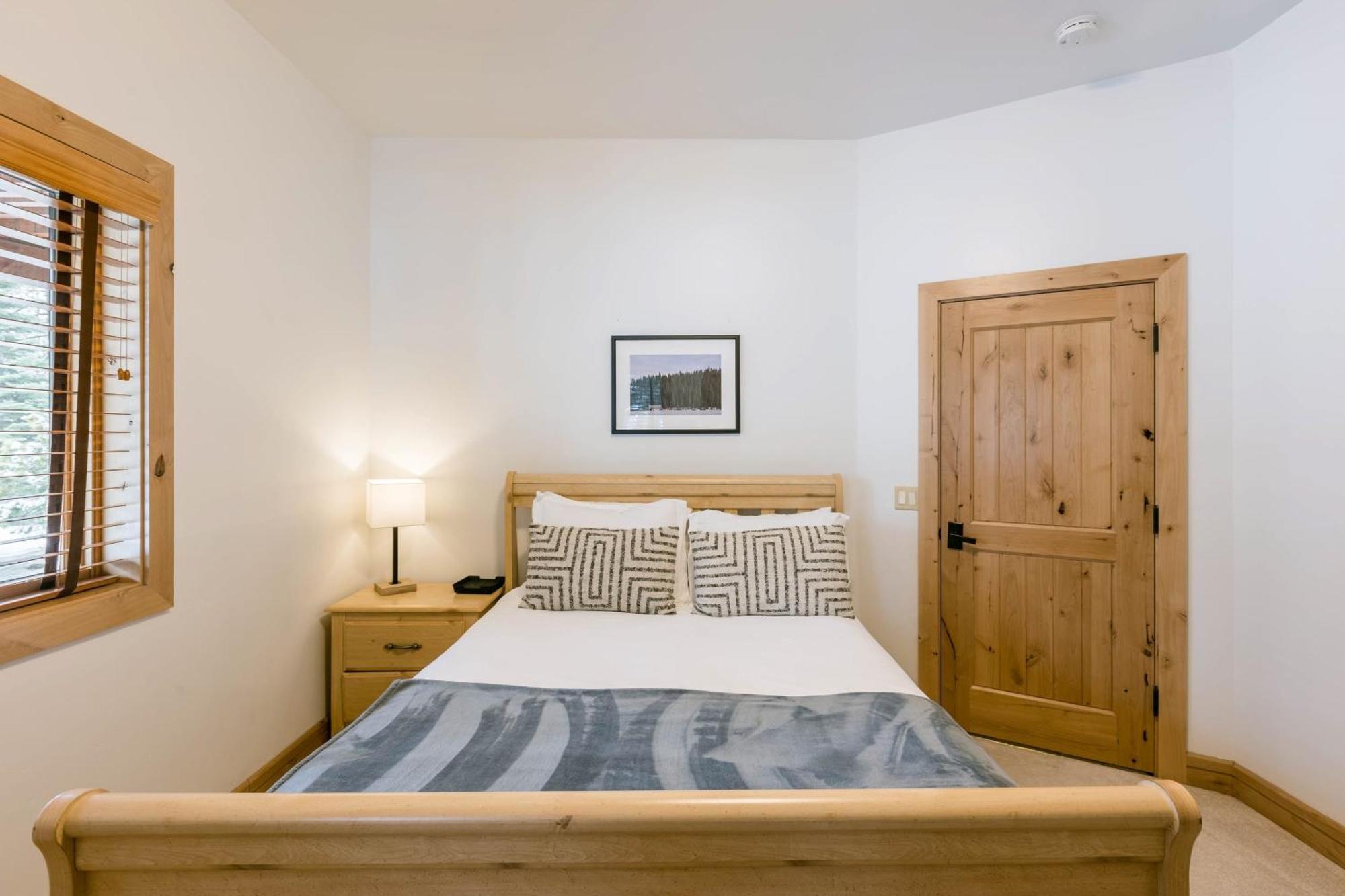 Coyote Moon By Avantstay Cabin Wsauna Mins From Dt Truckee Northstar ภายนอก รูปภาพ