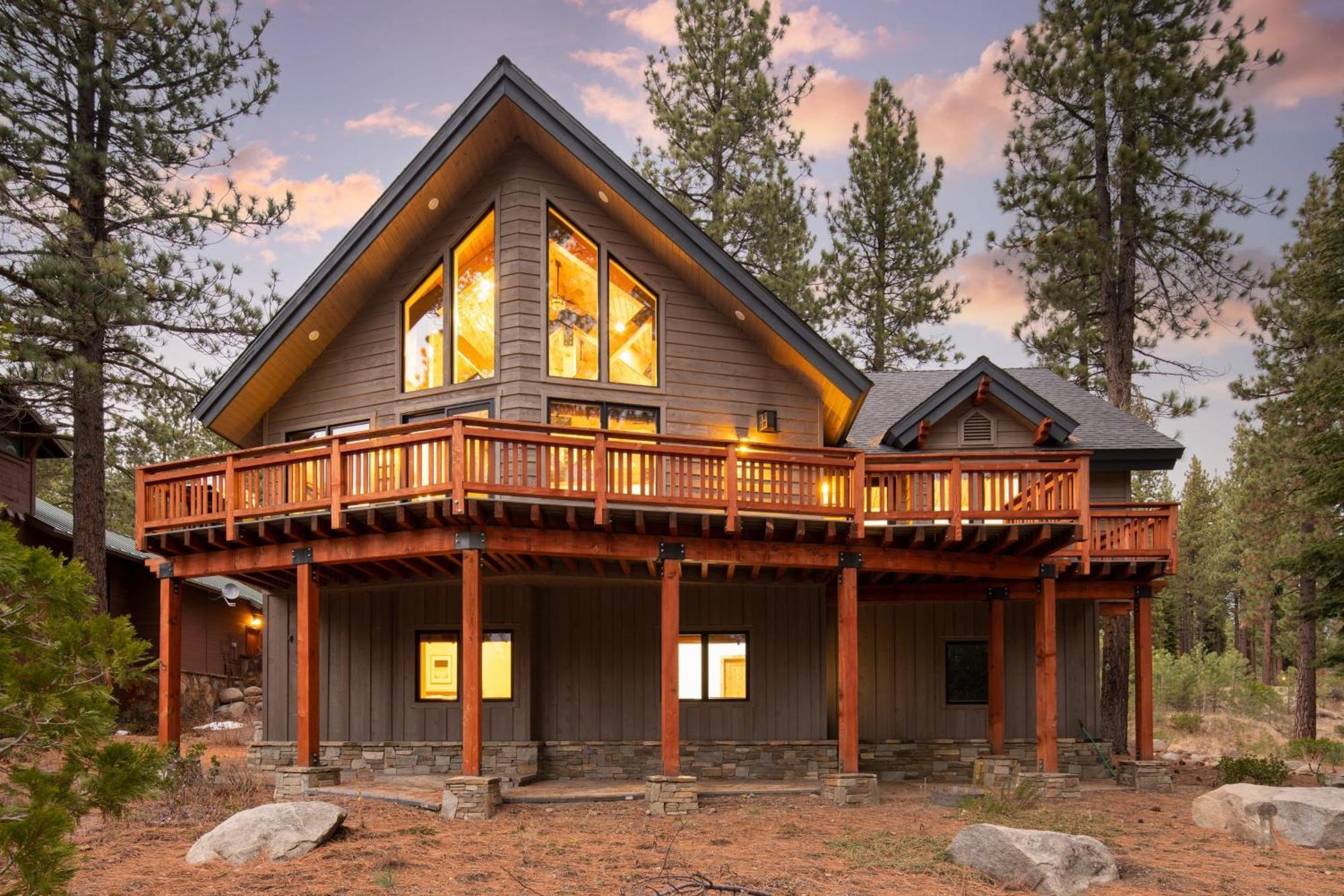 Coyote Moon By Avantstay Cabin Wsauna Mins From Dt Truckee Northstar ภายนอก รูปภาพ
